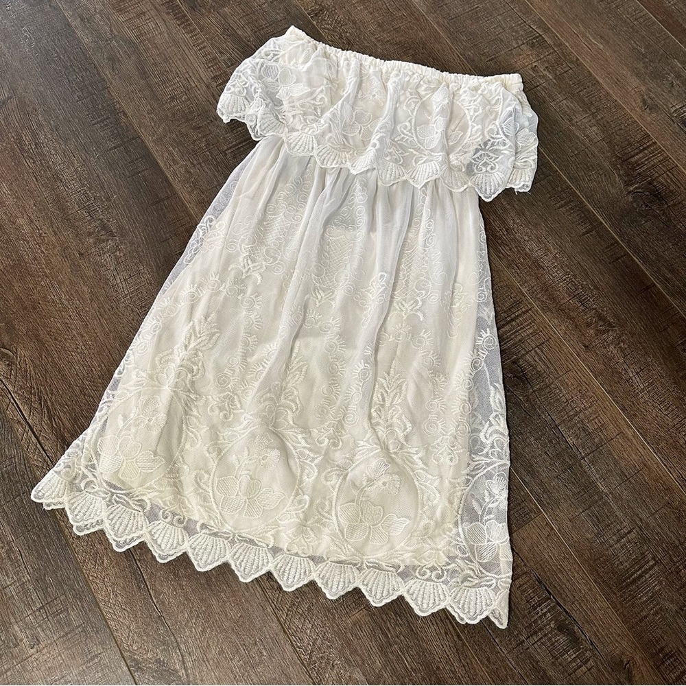 Express Lace Strapless Dress Keyhole Backside Size Small Stretch Boho Cottage